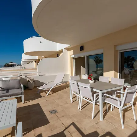 Sinfonia - 2br, Pool Apartment